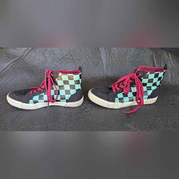 Demon Slayer blue black checker High Tops Men's Size 8 - Picture 2 of 8